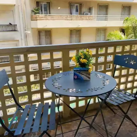 Bottero - Absolute Service Comfort With Balcony شقة نيس
