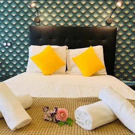Bottero - Absolute Service Comfort With Balcony Nizza
