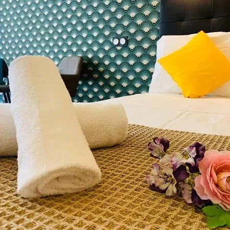 Bottero - Absolute Service Comfort With Balcony Nizza