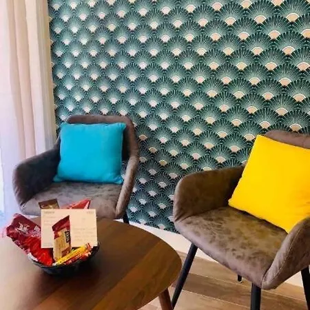 Bottero - Absolute Service Comfort With Balcony Nizza