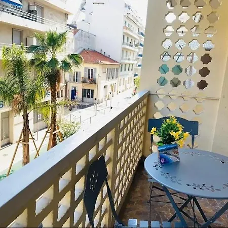 Bottero - Absolute Service Comfort With Balcony * نيس